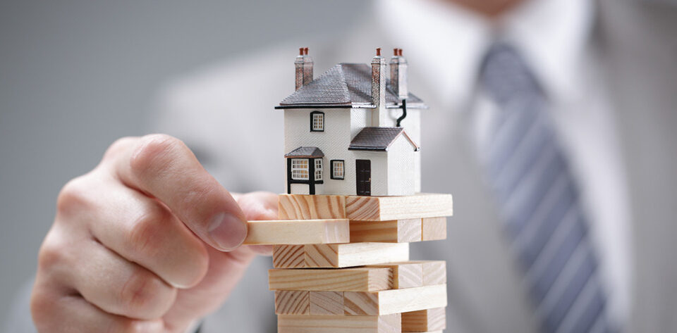 Pros and cons of reverse mortgages